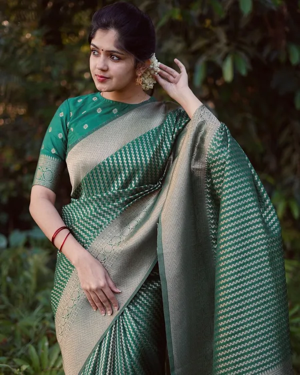 GREEN_KANJIVARAM_SILK_SAREE